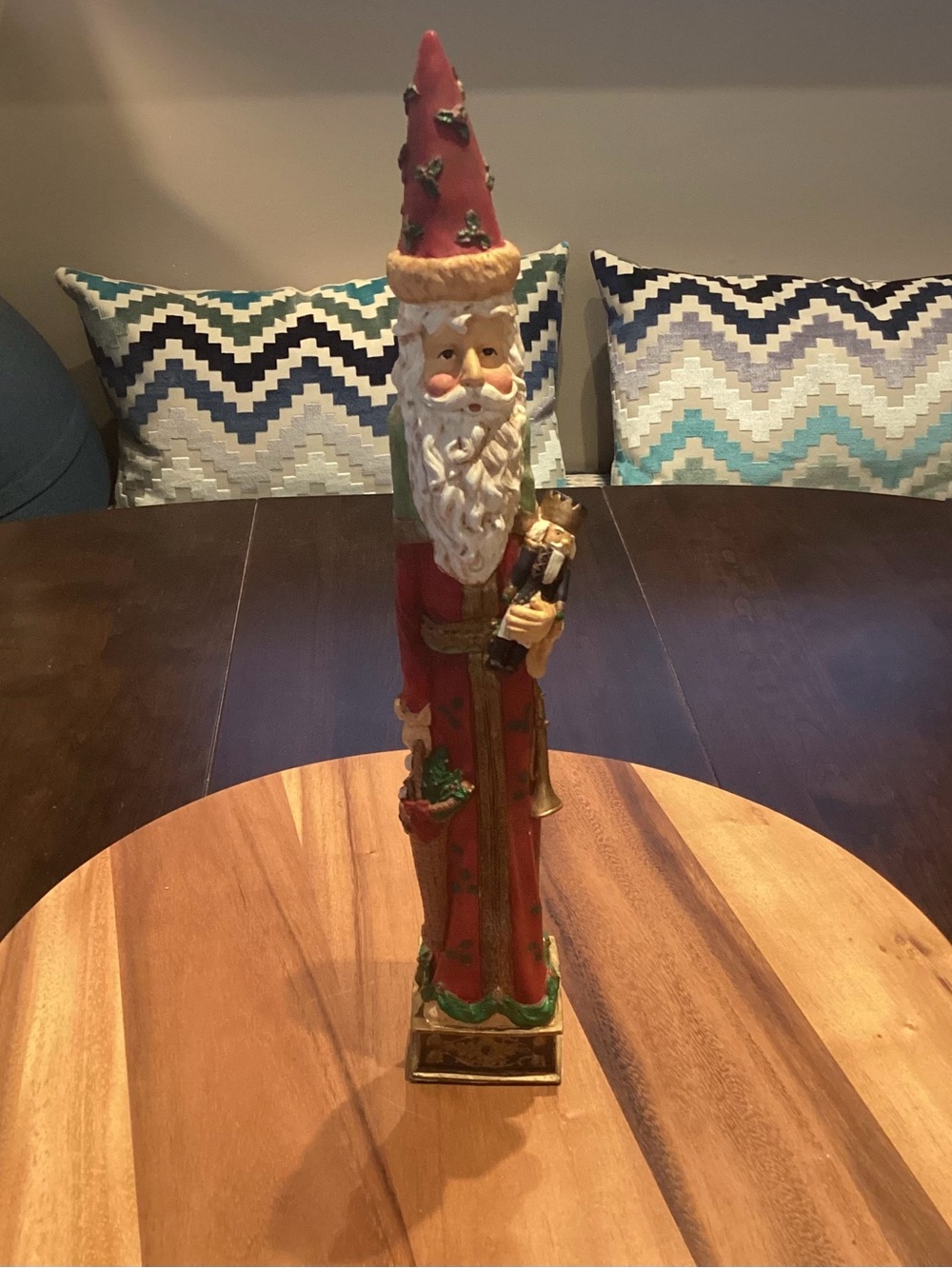 Pencil Santa Claus w/ gifts 15” tall resin, vintage, expressive face w robe
